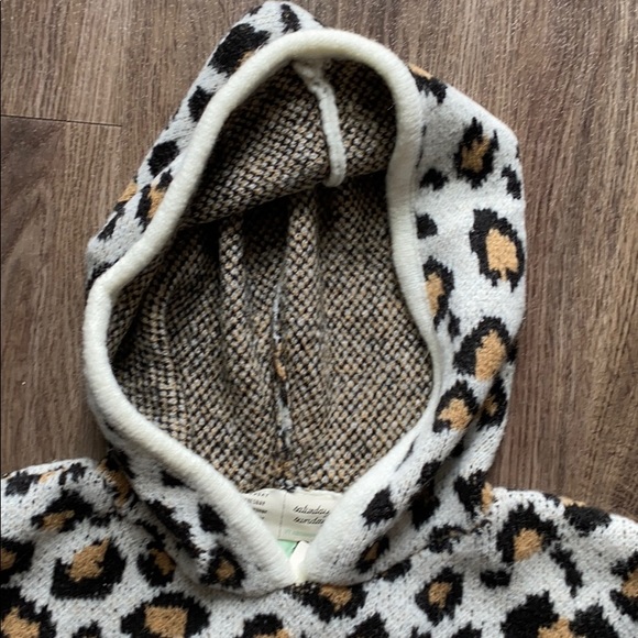 Anthropologie Cropped Leopard Sweatshirt - Picture 7 of 14